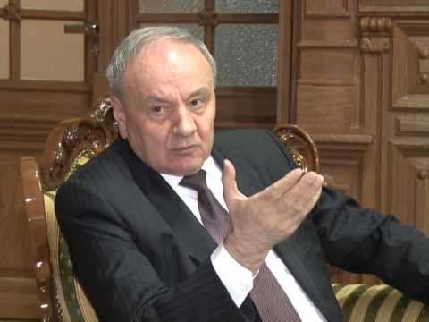 President Nicolae Timofti meets U.S. senator