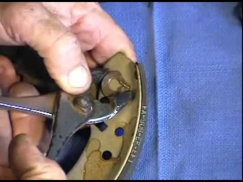 how to adjust vw bug brakes