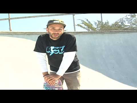 how to turn with a skateboard