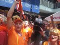 Hoe krijg je het oranjelegioen gek in Bern Hoe krijg je het oranjelegioen gek in Bern