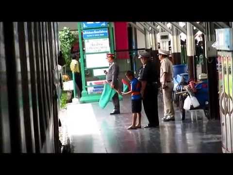 how to go to ayutthaya from bangkok by train