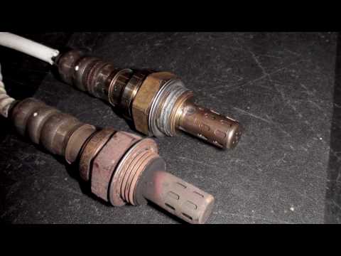 Oxygen Sensor Diagnosis and Replacement Simplified – NGK Spark Plugs – Tech Video