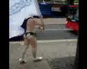Crazy Toine - I will run 1 naked mile in central London !