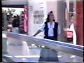 one armed lae walking