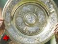Serena Beats Venus for Wimbledon Crown