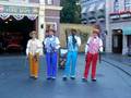 videos de Quarteto vocal no parque da Disneyland