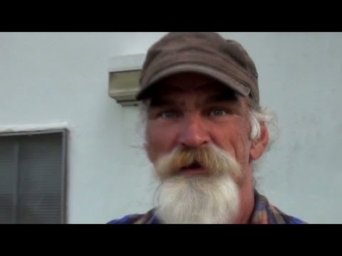 mustache - Watch this man's mustache