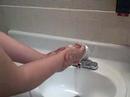 how to properly wash your hands cna