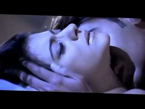 kajol and ajay devgan hot romance scene