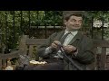 Mr Bean - Washing salad the Bean way
