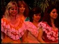 Vicente Caratini y Chucho Avellanet con los Cantores de San Juan