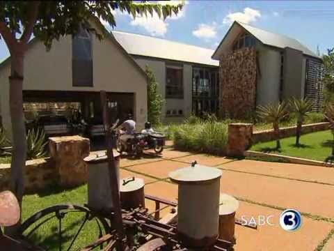 Top Billing features a creative Pretoria family home 