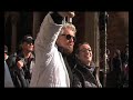 Beppe Grillo in mezzo agli studenti della manifestazione di Bologna Beppe Grillo in mezzo agli studenti della manifestazione di Bologna