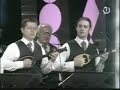 Abid Sakalas-Kisa pada trava raste