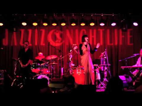 Swingout Sister - Breakout (Slow) Live at Jazziz Nightlife