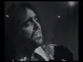 aphrodite's child, formaci�n integrada por los jovenc�simos demis roussos y su primo vangelis, adem�s de lucas sideras, interpreta 'i want to live' (1969). www.cuandocalientaelsol.net