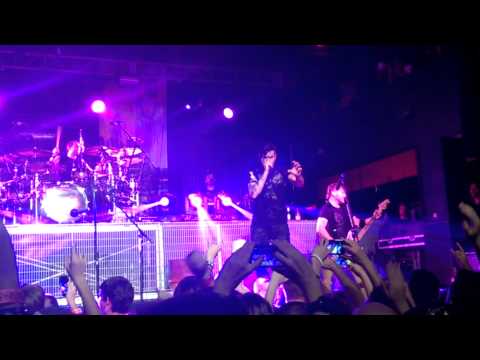Live @ Revolution(2)