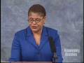 videos de Speaker Bass: We need to use our time to solve problems.