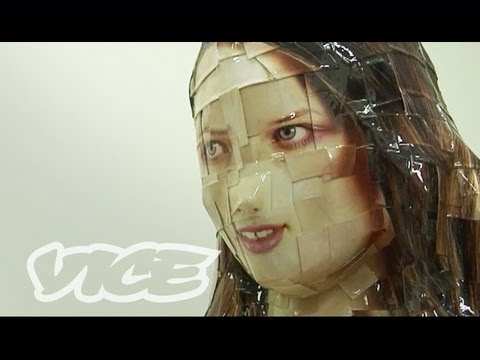 Mixing Photography and Sculpture with Osang Gwon