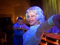 duo roller skating den-mari circus