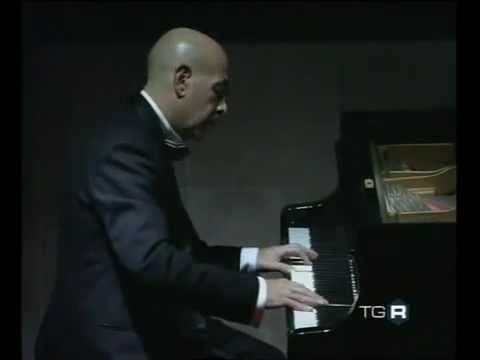 ROBERTO SANTUCCI RECENSIONE TG3 CONCERTO 19/12/2008