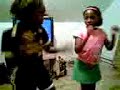 my cuzins pop lockiin nd dropin it