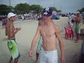 misael e thiago (chinela) dan�andu na praia...