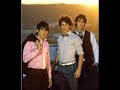 Hold On-Jonas Brothers LYRICS