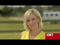 jennie garth: a little bit country premieres friday, april 20th at 9/8c on cmt. watch as jennie garth movies with her daughters from la to her family's farm in central california. will she find the simple, all-american life she has always dreamed of, or turn her family's world completely upside down?
