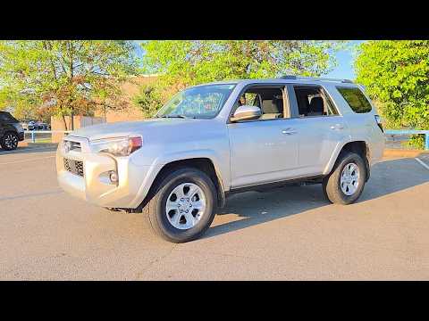 Used 2024 Classic Silver Metallic TOYOTA SR5 image 1
