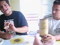 Receita caseira de como plantar uma rosa num cinzeiro, usando somente uma massa velha e dura e 1 merengue queimado!!Loucuras do carnaval 2007...