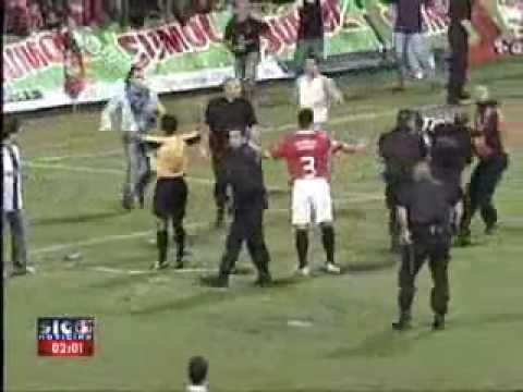 combat de tribune raja wida maroc foot