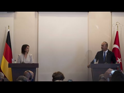 Türkei/Deutschland: Offener Schlagabtausch zwischen Baerbock und Çavuşoğlu