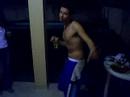 o que faz uma pessoa, b�bada, revoltada e ainda com o suingui pego no rio?!?!?

fazz cr�uuu asauhsah