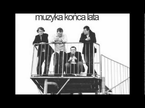Tekst piosenki Muzyka Końca Lata - Zielone oczy po polsku