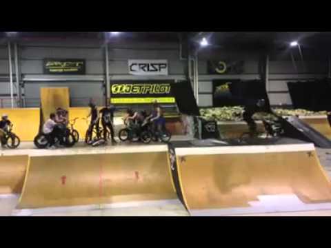 chain reaction cycles