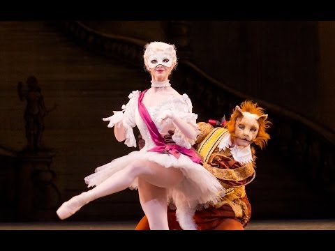 The Sleeping Beauty Puss-in-Boots and White Cat pas de deux (The Royal Ballet)