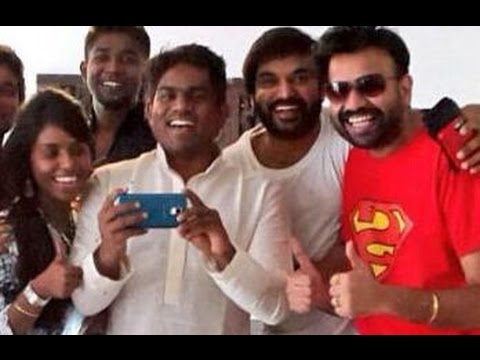 Yuvan Shankar Raja Gives Biriyani Feast to His Family on Ramzan | Tamil Cinema News