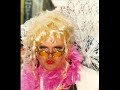 carnavalist tot in de kist
