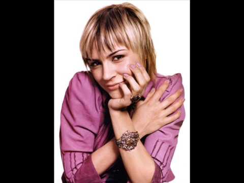 Samaire Armstrong
