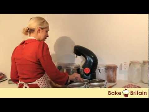 how to turn everyday bakes into showstoppers