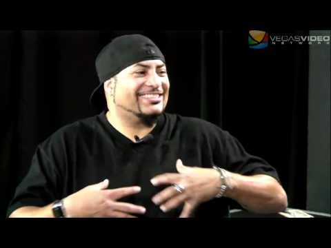 Awkward Silence 2.1 #019: Comedian Shang
