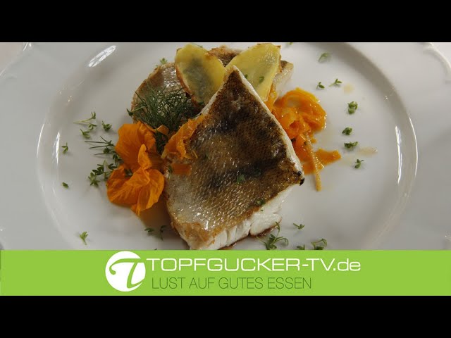 Gebratener Zander mit Möhren Ingwer Fettuccini und Salbei Chips
