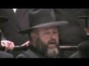 from the chanuka menorah lighting of munkach grand rabbi at the main synagogue in brooklyn. this sample contains the fifth stanza of maoz tzur as sung by the munkach yeshiva choir. 3rd night chanuka 5766 (2006). see the other video for the full movie. contact synagogue officers to buy the cd. the cd shows almost as clear as a dvd.