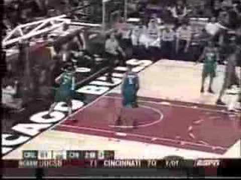Kirk_Hinrich_-_dunk_&_highlights_from_his_rookie_season