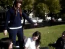 En el parque , Delfi piso mierda. jajajaj