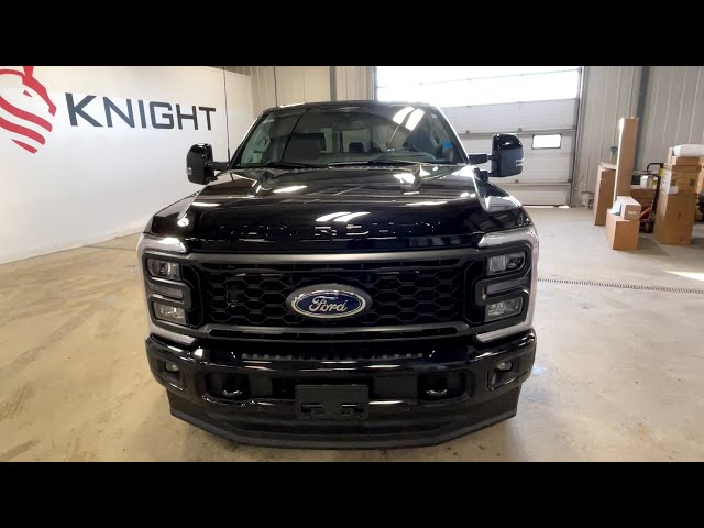 2023 Ford Super Duty F-350 SRW Lariat Sport, 8' Box with in Cars & Trucks in Moose Jaw