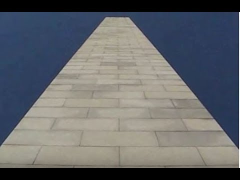 Naval obelisk monument at Vicksburg ...