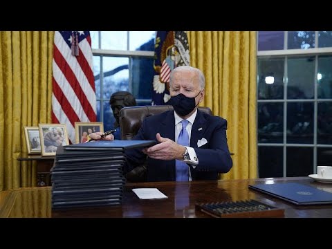 USA: Schneller Amtsbeginn - Joe Biden erlässt 17 De ...