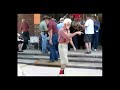 Viejito bailando Shufflin Shuffle